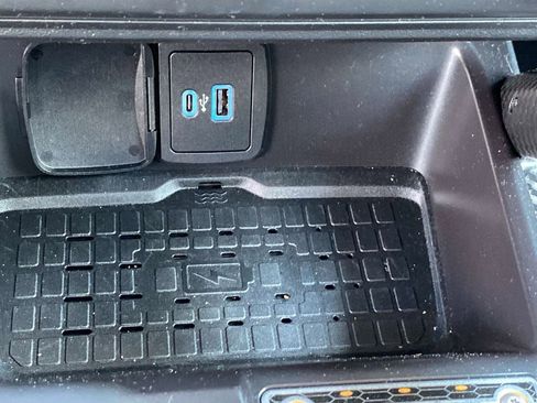 Used 2024 Ford Bronco Raptor AWD/4WD image 16