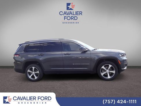 Used 2023 Jeep Grand Cherokee L Limited w/ Luxury Tech Group II AWD/4WD image 2