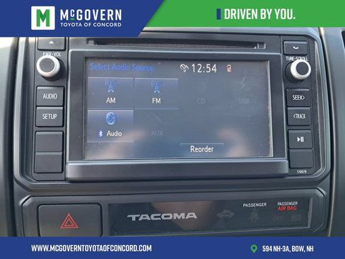 Used 2015 Toyota Tacoma 2WD Access Cab w/ Convenience Package image 25