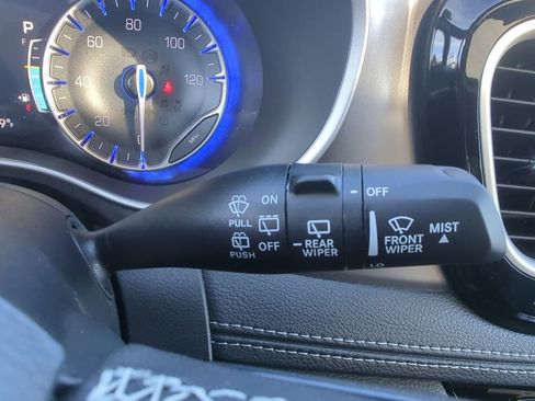 New 2026 Chrysler Pacifica Select w/ S Appearance Package image 35