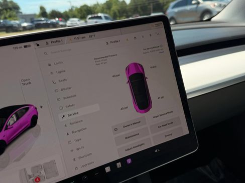 Used 2023 Tesla Model 3 Performance AWD/4WD image 35
