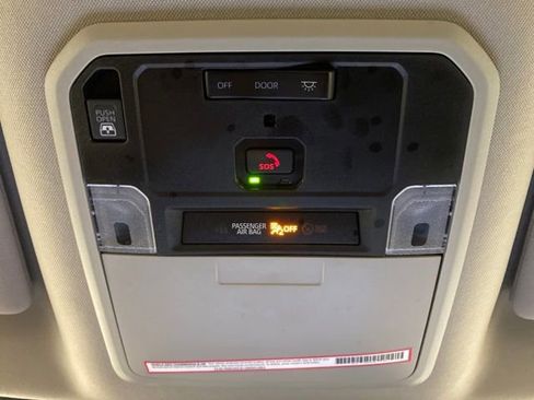 Used 2024 Toyota Tundra Limited w/ Power Package image 28