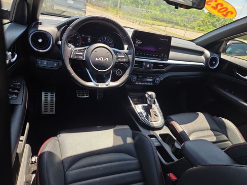 Used 2023 Kia Forte GT w/ GT2 Package FWD image 7