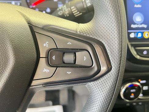 Used 2023 Chevrolet TrailBlazer LT w/ Convenience Package AWD/4WD image 23