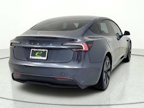 Used 2025 Tesla Model 3 RWD image 8