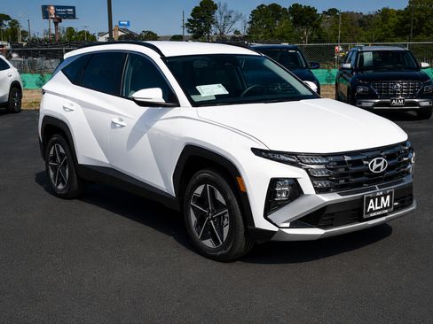 New 2026 Hyundai Tucson SEL Plus FWD image 3