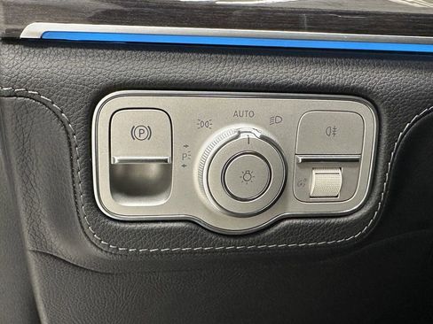 Certified 2023 Mercedes-Benz GLS 580 4MATIC image 35