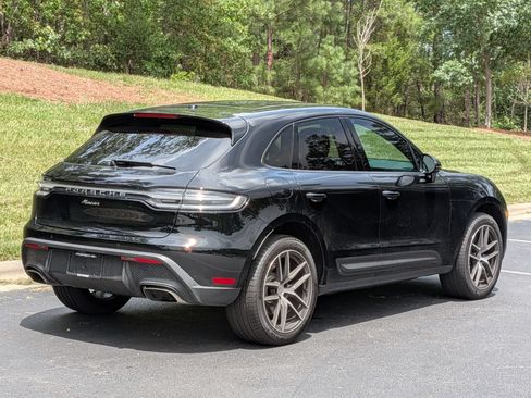 Certified 2026 Porsche Macan AWD/4WD image 23