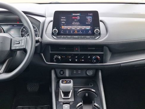 Certified 2025 Nissan Rogue S AWD/4WD image 18