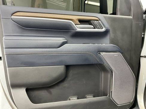 Used 2024 Chevrolet Silverado 3500 High Country w/ High Country Premium Package image 13