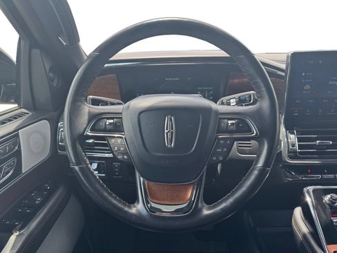Used 2022 Lincoln Navigator Black Label AWD/4WD image 12