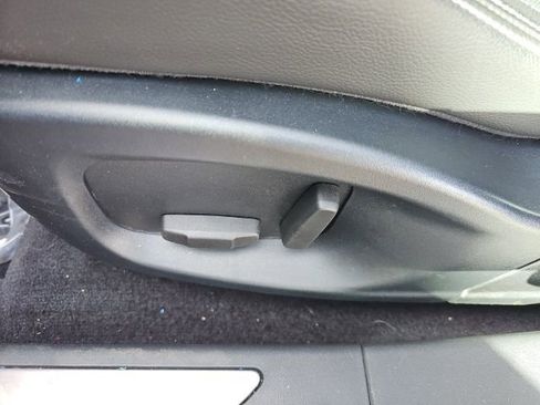 Used 2020 Jaguar I-PACE SE image 16