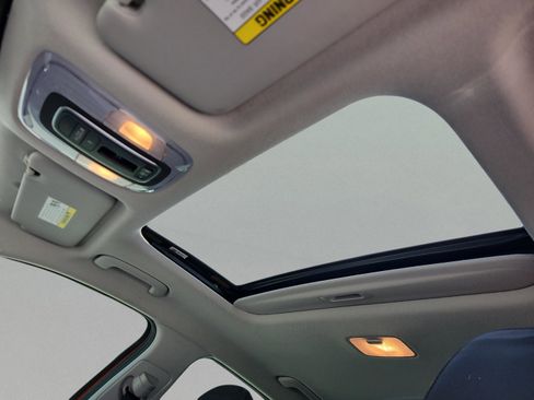 Certified 2021 Hyundai Elantra Limited FWD image 27