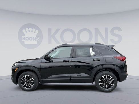 New 2026 Chevrolet TrailBlazer LT w/ Driver Confidence Package image 2