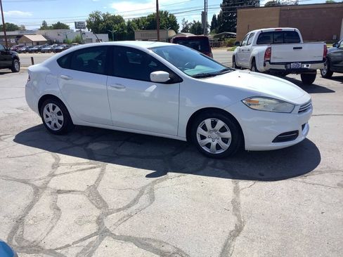 Used 2015 Dodge Dart SE w/ Convenience Group FWD image 9