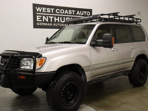 Used 2000 Toyota Land Cruiser image 1
