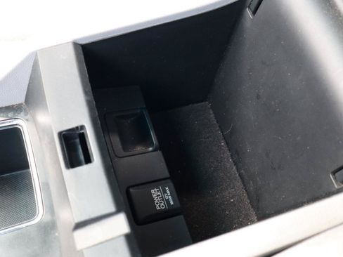 Used 2013 Honda Accord LX image 70