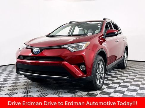 Certified 2018 Toyota RAV4 Limited w/ Advanced Technology Package image 3