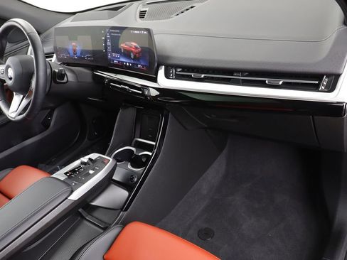 Certified 2025 BMW X2 xDrive28i image 21