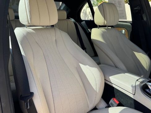 Used 2017 Mercedes-Benz E 300 image 23