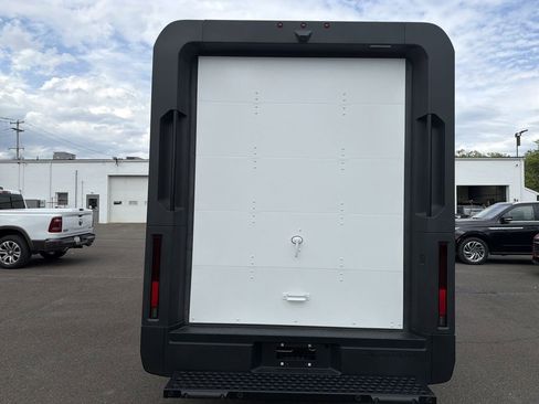 Used 2024 Chevrolet Brightdrop 600 w/ Commercial Equipment Package AWD/4WD image 5