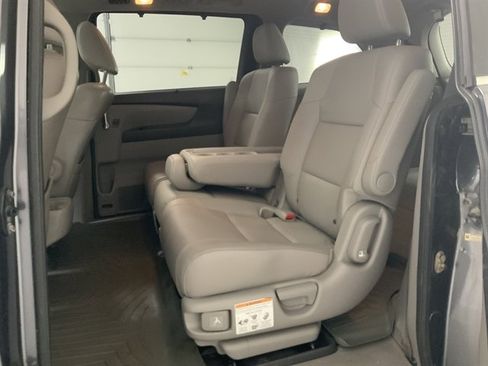Used 2014 Honda Odyssey EX-L image 16
