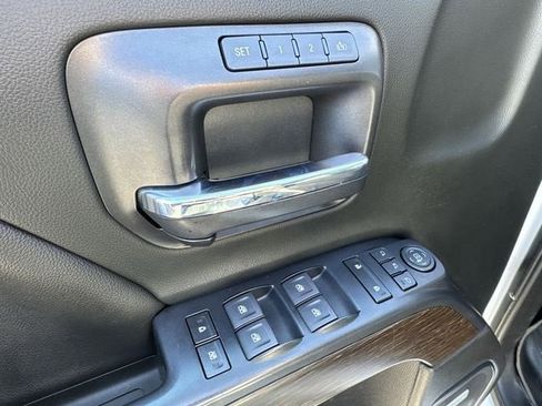 Certified 2019 GMC Sierra 2500 Denali image 24