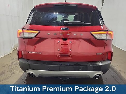 Used 2020 Ford Escape Titanium w/ Titanium Premium Package 2.0 image 4