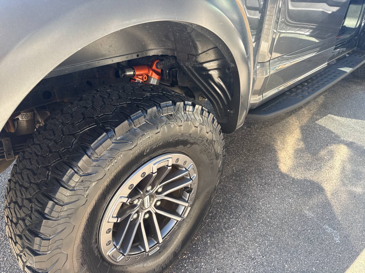 Used 2019 Ford F150 Raptor w/ Equipment Group 802A Luxury AWD/4WD image 11