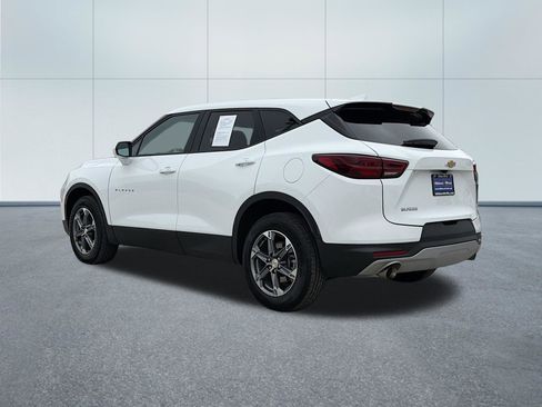 Used 2023 Chevrolet Blazer LT FWD image 8