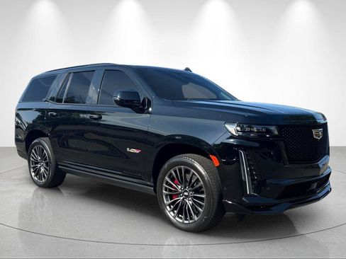 Used 2023 Cadillac Escalade V AWD/4WD image 7