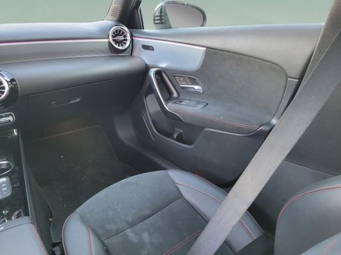 Used 2022 Mercedes-Benz A 220 image 10