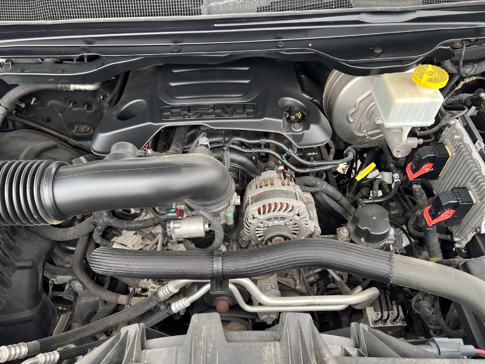Used 2019 RAM 1500 Limited w/ Advanced Safety Group AWD/4WD image 33