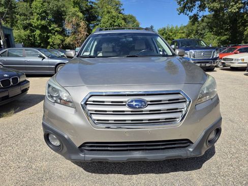 Used 2016 Subaru Outback 2.5i Premium AWD/4WD image 4