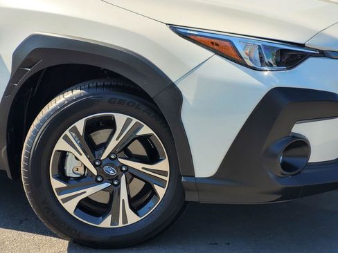 Certified 2025 Subaru Crosstrek 2.5i Premium AWD/4WD image 5