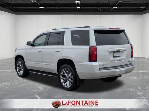 Used 2020 Chevrolet Tahoe Premier w/ Premier 6.2L Value Package image 3