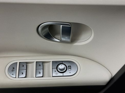 Used 2024 Hyundai Ioniq 5 SEL image 15