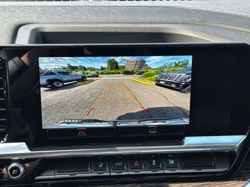 New 2025 GMC Sierra 2500 SLE image 19