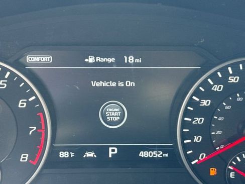 Used 2019 Kia Stinger GT2 RWD image 18