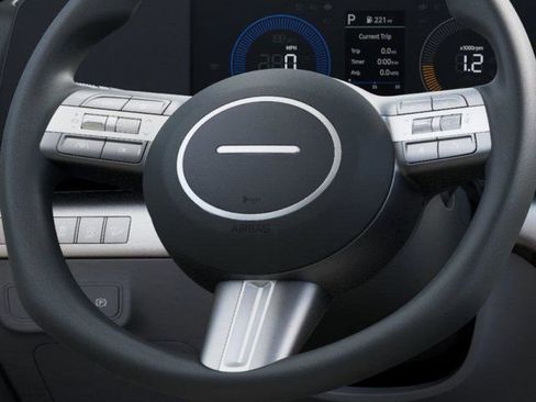 New 2025 Hyundai Kona SE image 16