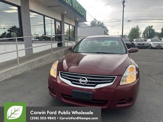 Used 2011 Nissan Altima 2.5 S w/ Convenience Pkg FWD video 2