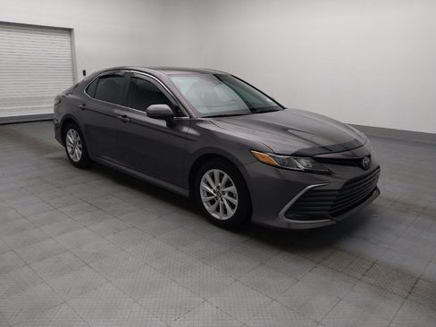 Used 2023 Toyota Camry LE FWD image 11