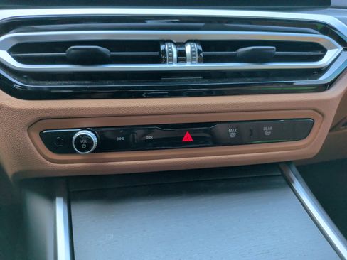 Certified 2023 BMW 330i xDrive Sedan w/ Premium Package image 17