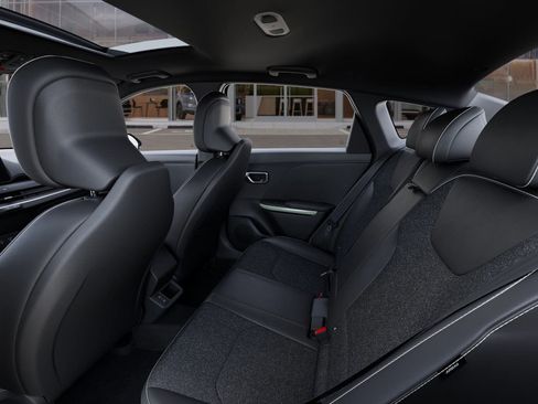 New 2025 Kia K4 GT-Line w/ GT-Line Premium Package image 18