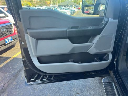 New 2026 Ford F350 XL w/ XL Chrome Package image 10