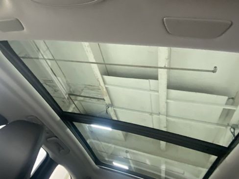 Certified 2025 Volvo XC60 B5 Core image 28