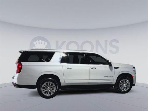 Used 2024 GMC Yukon XL Denali w/ Max Trailering Package image 12