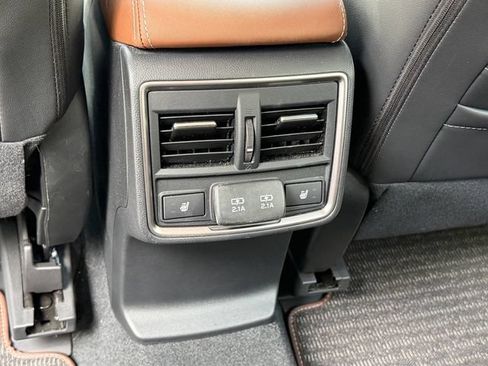 Certified 2024 Subaru Forester Touring AWD/4WD image 15