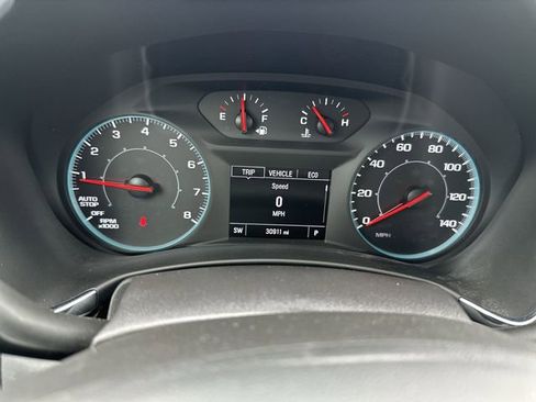 Certified 2023 Chevrolet Equinox LS FWD image 12