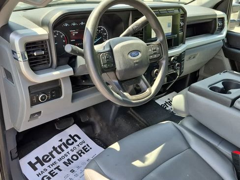 Used 2023 Ford F250 XL w/ Snow Plow/Camper Package AWD/4WD image 11